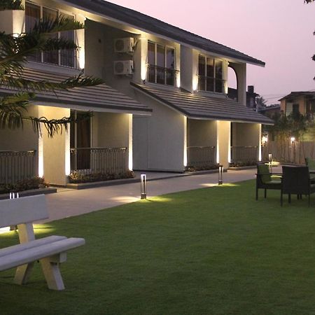 Meritas Adore Resort Lonavla Zewnętrze zdjęcie